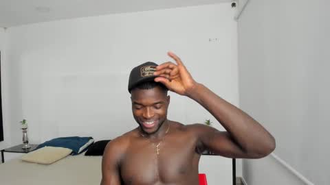 Snapshot of dylantaylor_1 chatting on 02/01/25, 06:54 Dylan Taylor online show from 02/01/25, 06:54