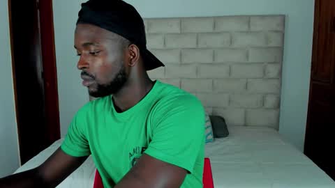 Snapshot of dylantaylor_1 chatting on 11/10/25, 12:15 Dylan Taylor online show from 11/10/25, 12:15