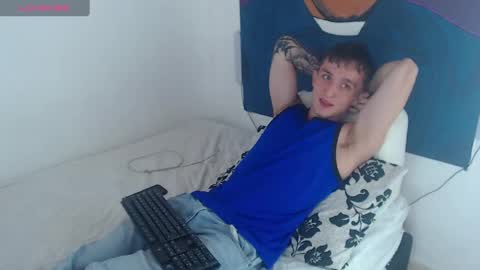 Snapshot of dylanwhite23 chatting on 01/05/25, 03:00 ---DYLAN--- online show from 01/05/25, 03:00