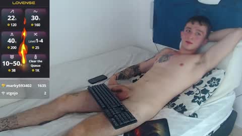 Snapshot of dylanwhite23 chatting on 01/05/25, 06:02 ---DYLAN--- online show from 01/05/25, 06:02