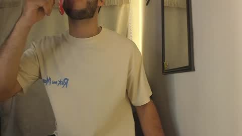 Snapshot of dylanxfun chatting on 12/07/24, 04:31 dylanxfun online show from 12/07/24, 04:31