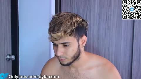 Snapshot of dylanxfun chatting on 10/04/25, 06:17 dylanxfun online show from 10/04/25, 06:17