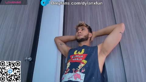 Snapshot of dylanxfun chatting on 11/04/25, 08:08 dylanxfun online show from 11/04/25, 08:08