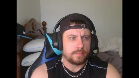 dylboi47 online show from 10/19/25, 06:19