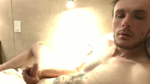 Snapshot of dylp400 chatting on 01/18/25, 02:23 dylp400 online show from 01/18/25, 02:23