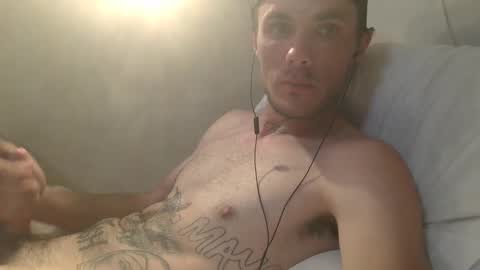 Snapshot of dylp400 chatting on 02/07/25, 10:50 dylp400 online show from 02/07/25, 10:50