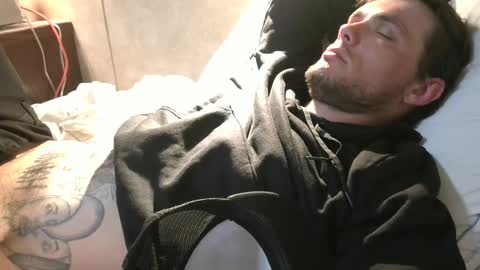 Snapshot of dylp400 chatting on 02/18/25, 11:44 dylp400 online show from 02/18/25, 11:44