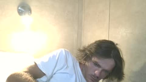 Snapshot of dylp400 chatting on 09/17/25, 03:08 dylp400 online show from 09/17/25, 03:08