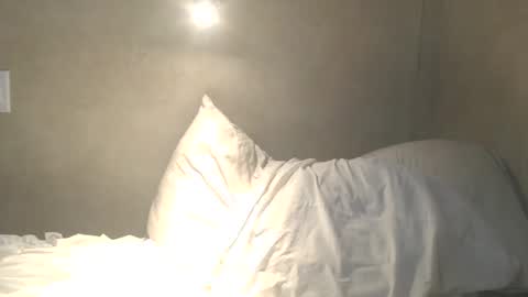 Snapshot of dylp400 chatting on 10/05/25, 11:08 dylp400 online show from 10/05/25, 11:08