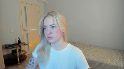 fansly - yourbestbaby online show from 04/23/26, 04:35