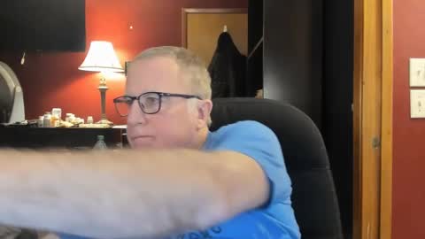 Snapshot of e_rectiom chatting on 01/04/25, 11:59 Mr Wonderful online show from 01/04/25, 11:59