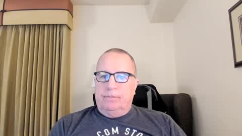 Snapshot of e_rectiom chatting on 01/28/25, 01:38 Mr Wonderful online show from 01/28/25, 01:38