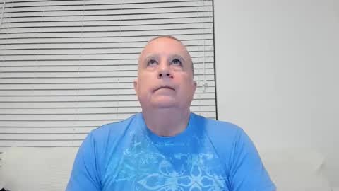 Snapshot of e_rectiom chatting on 12/02/25, 02:34 Mr Wonderful online show from 12/02/25, 02:34