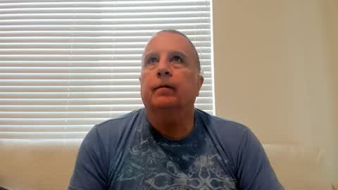 Snapshot of e_rectiom chatting on 12/05/25, 07:32 Mr Wonderful online show from 12/05/25, 07:32