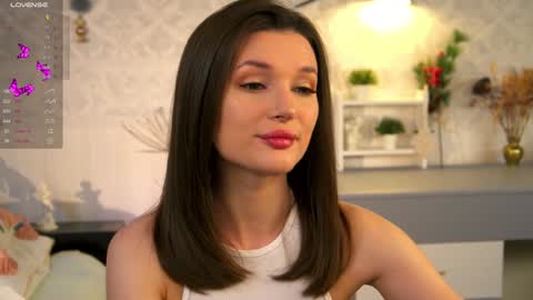 Snapshot of e_vvv_a chatting on 01/06/25, 03:40 Eva online show from 01/06/25, 03:40