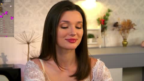 Snapshot of e_vvv_a chatting on 01/07/25, 03:44 Eva online show from 01/07/25, 03:44