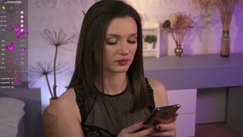 Snapshot of e_vvv_a chatting on 02/03/25, 02:55 Eva online show from 02/03/25, 02:55