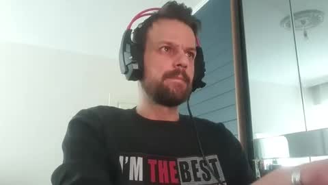 Snapshot of eaglecrm chatting on 11/08/25, 09:31 eaglecrm online show from 11/08/25, 09:31