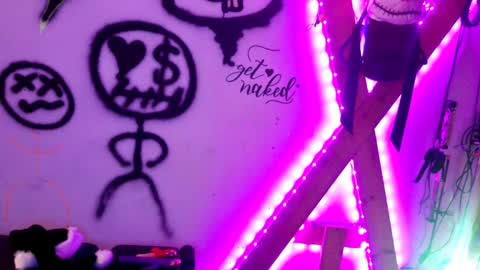 Kryztal Klear Jaxx online show from 12/24/24, 03:05