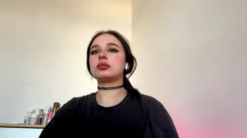 Maya online show from 04/09/26, 02:22