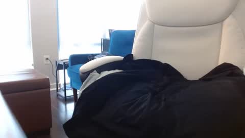 eastcoastguy776 online show from 10/11/25, 05:55