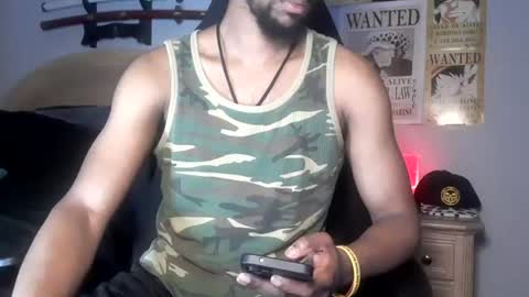 Snapshot of easybreezy20 chatting on 07/13/26, 06:05 TWITTER INSTAGRAM easybreezy20 ONLINE 1230 AM TO 7AM online show from 07/13/26, 06:05