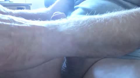 easypeasy62 online show from 10/11/25, 01:31