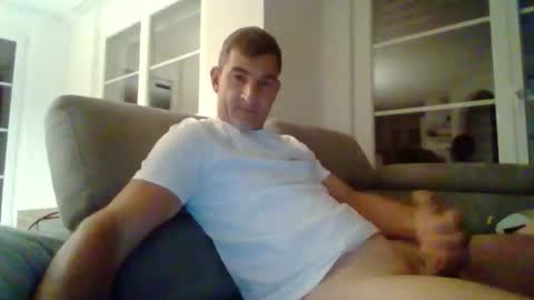 Snapshot of easystyle1 chatting on 06/06/26, 10:14 Andrew online show from 06/06/26, 10:14