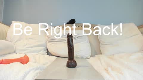 Allison online show from 03/12/25, 06:33