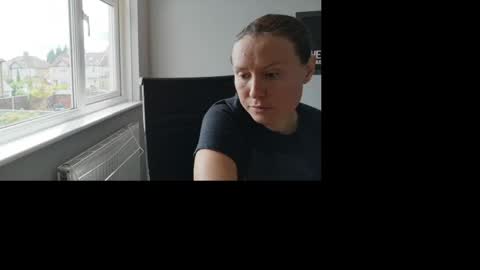 Nadia Ferreira  online show from 06/01/26, 09:11