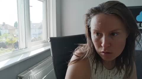 Snapshot of eatmypie69 chatting on 06/22/26, 09:17 Nadia Ferreira online show from 06/22/26, 09:17