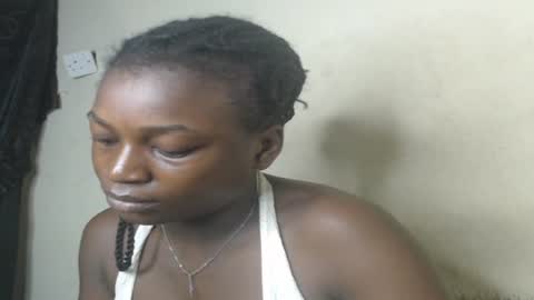 eatuupx online show from 02/02/25, 02:45