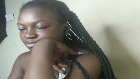 eatuupx online show from 02/03/25, 07:51