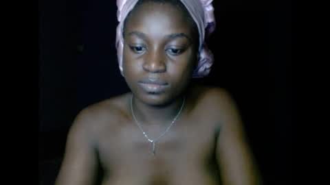 eatuupx online show from 02/25/25, 01:52