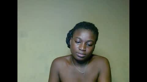 eatuupx online show from 03/12/25, 04:41