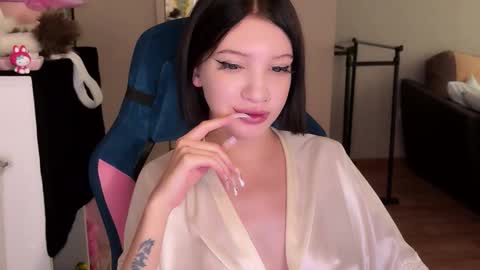 Michael online show from 09/12/25, 05:29