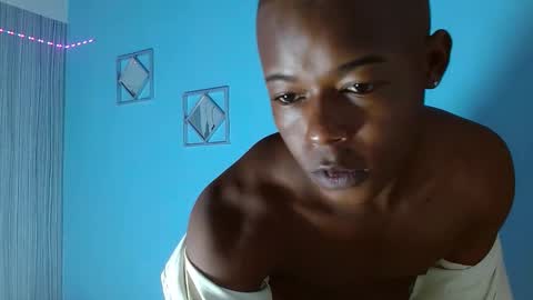 Chris Palaz  online show from 11/06/25, 07:04