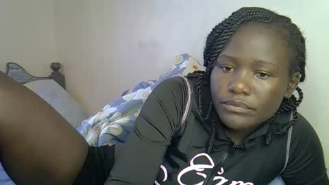 Queen online show from 12/02/25, 10:20