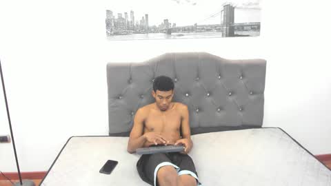 Snapshot of ebons_sexy chatting on 12/08/24, 05:50 ebons_sexy online show from 12/08/24, 05:50