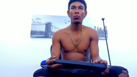 Snapshot of ebons_sexy chatting on 12/29/24, 03:22 ebons_sexy online show from 12/29/24, 03:22