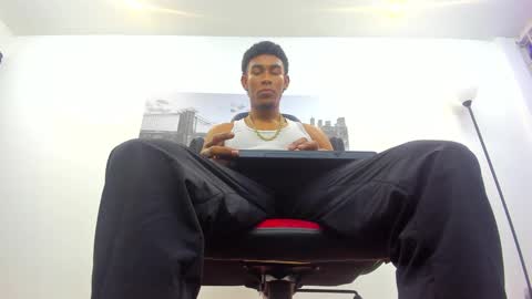 Snapshot of ebons_sexy chatting on 01/03/25, 07:07 ebons_sexy online show from 01/03/25, 07:07