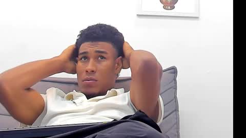 Snapshot of ebons_sexy chatting on 01/10/25, 09:13 ebons_sexy online show from 01/10/25, 09:13