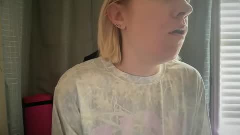 americnbarbie online show from 10/22/25, 05:13