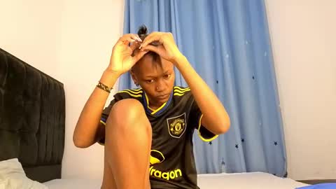 Snapshot of ebony_arya chatting on 11/22/25, 09:36 Arya online show from 11/22/25, 09:36