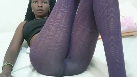 Snapshot of ebony_babbe chatting on 12/01/25, 08:30 ebony_babbe online show from 12/01/25, 08:30