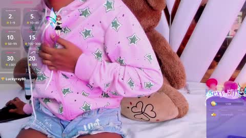 Luci  online show from 12/06/24, 02:02