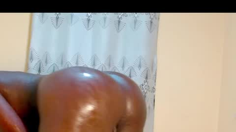 Snapshot of ebony_choco2 chatting on 03/08/25, 07:09 ebony choco2 online show from 03/08/25, 07:09