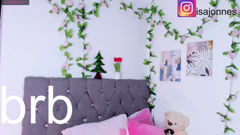 Snapshot of ebony_curly2 chatting on 01/01/25, 09:52 isa online show from 01/01/25, 09:52