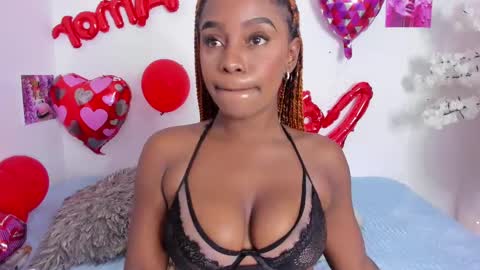 ebony_cute9 online show from 02/18/25, 07:52