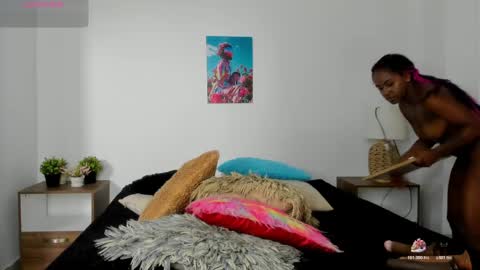 ebony_cute9 online show from 04/06/26, 07:04